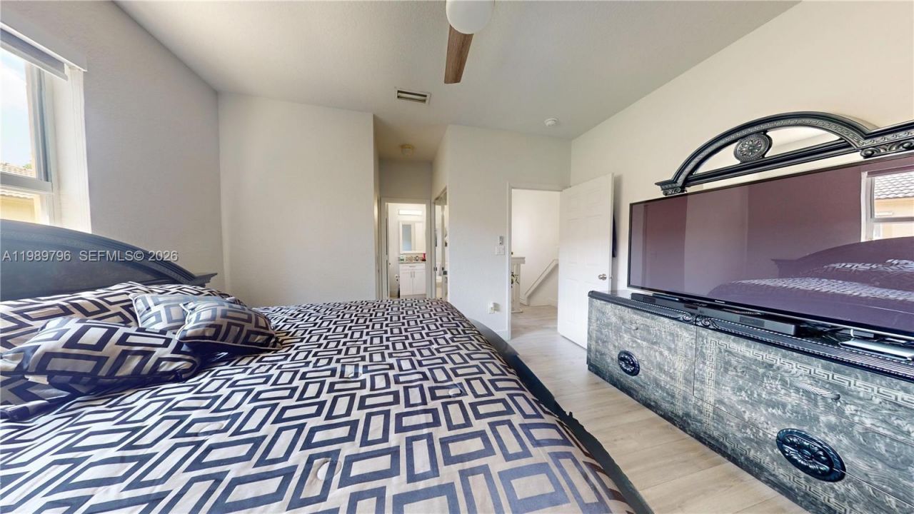 809 NW 170th Ter , Unit 26, Pembroke Pines, FL 33028 Photo