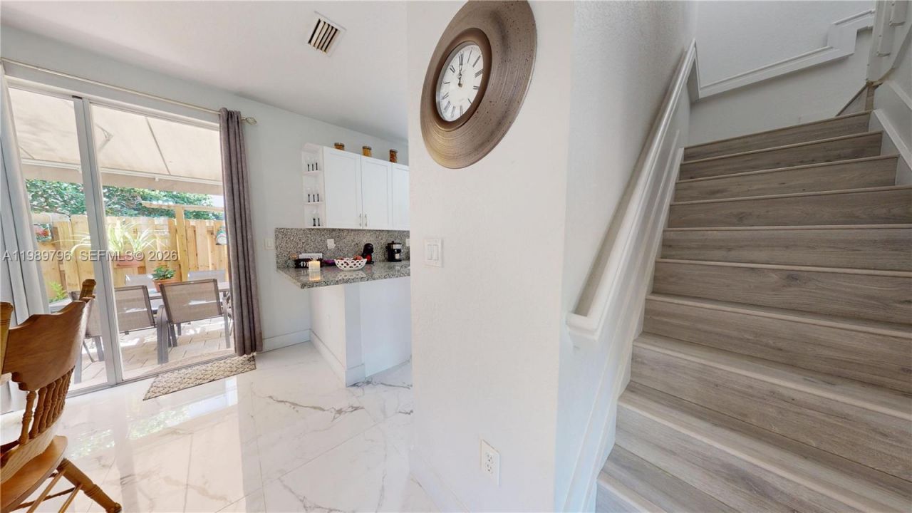 809 NW 170th Ter , Unit 26, Pembroke Pines, FL 33028 Photo