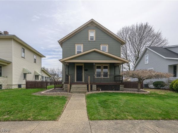 856 Baker Avenue NW, New Philadelphia, OH 44663