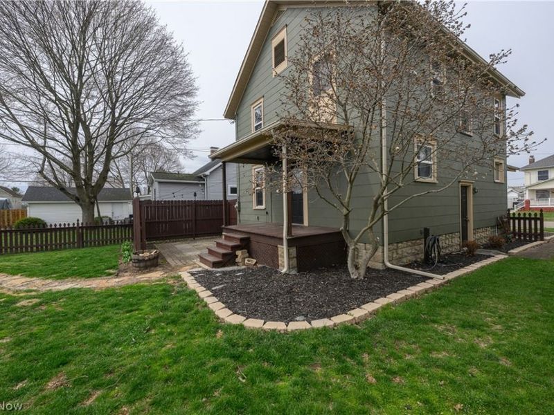 856 Baker Avenue NW, New Philadelphia, OH 44663 Photo 4