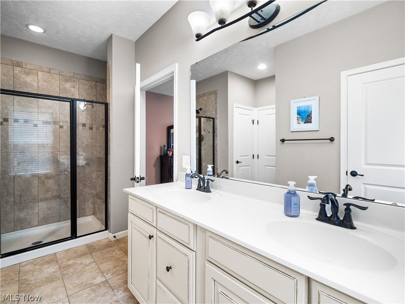 8898 Harvest Ridge Way, North Ridgeville, OH 44039 Photo 18