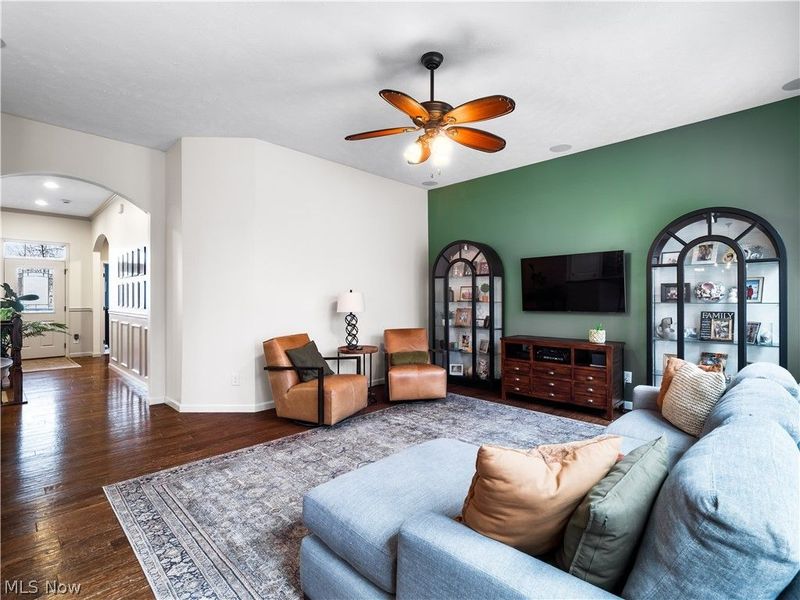 8898 Harvest Ridge Way, North Ridgeville, OH 44039 Photo 5