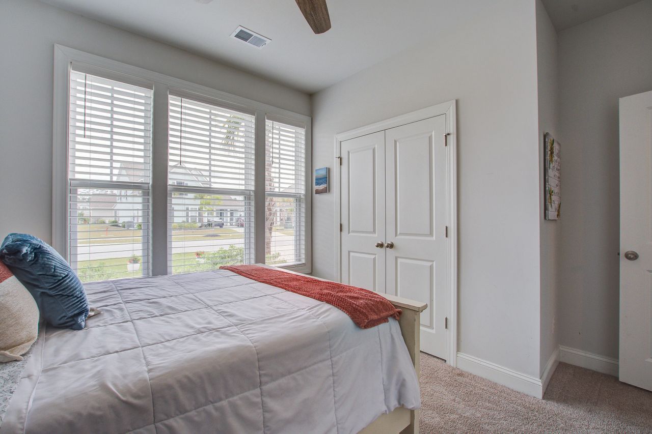 349 Long Pier Street Photo 12