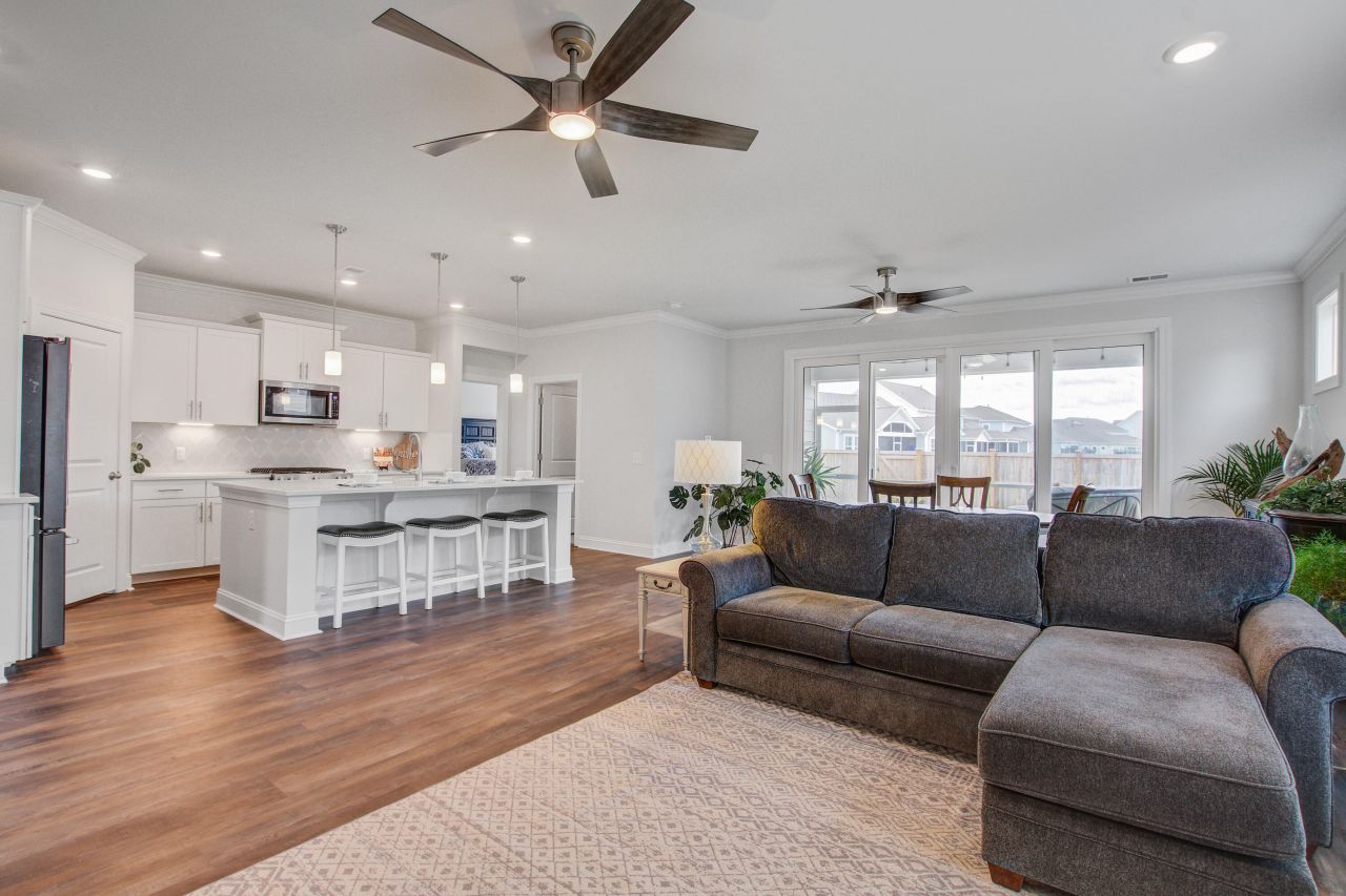 349 Long Pier Street Photo 15