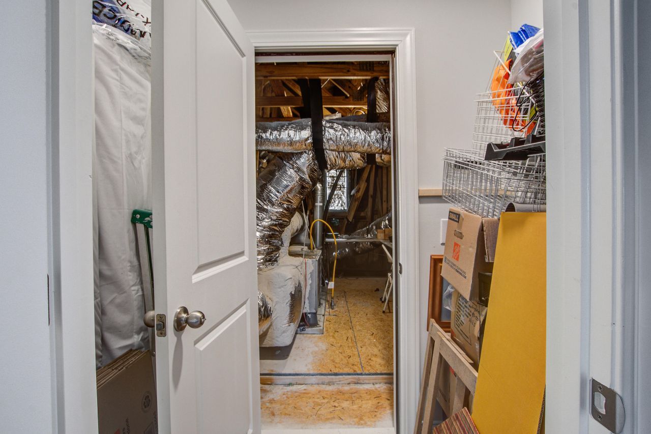 349 Long Pier Street Photo 38