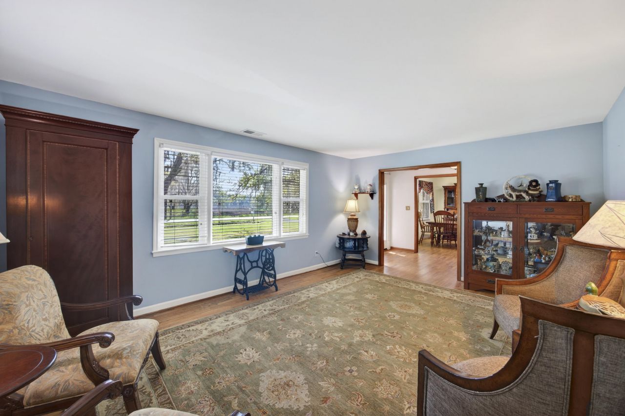 4715 Hwy 165 Photo 7