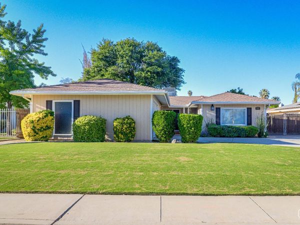 6212 Friant Drive, Bakersfield, CA 93309