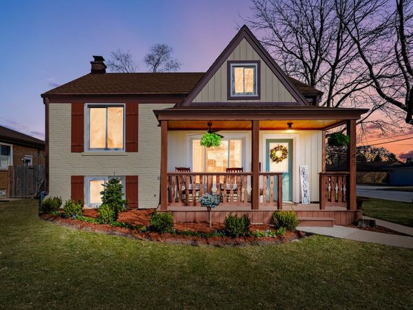 2945 Vernon Avenue, Brookfield, IL 60513