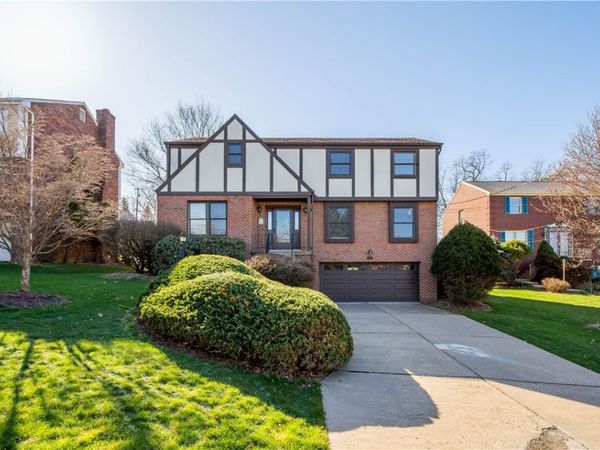 5513 Claytonia Dr, Bethel Park, PA 15102