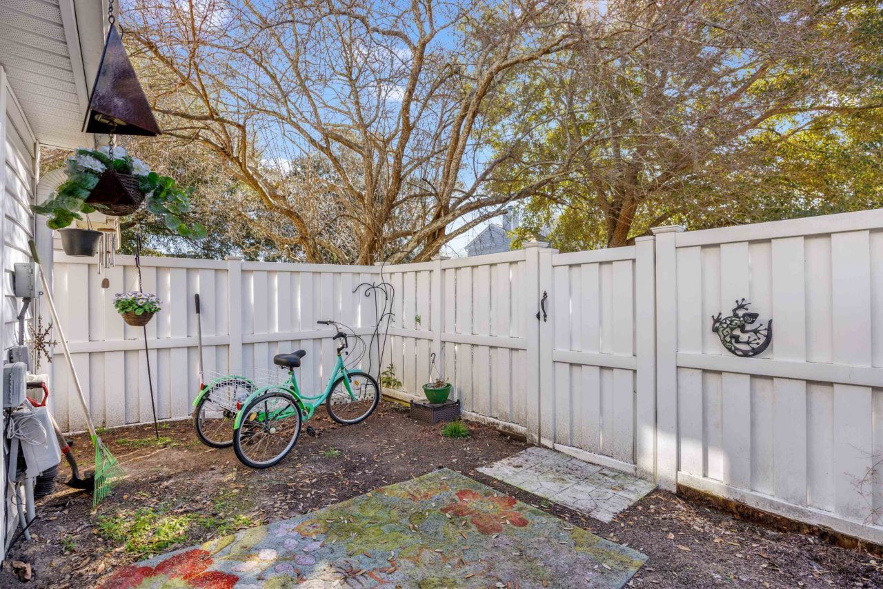 3557 Chestnut Dr.  Photo 19