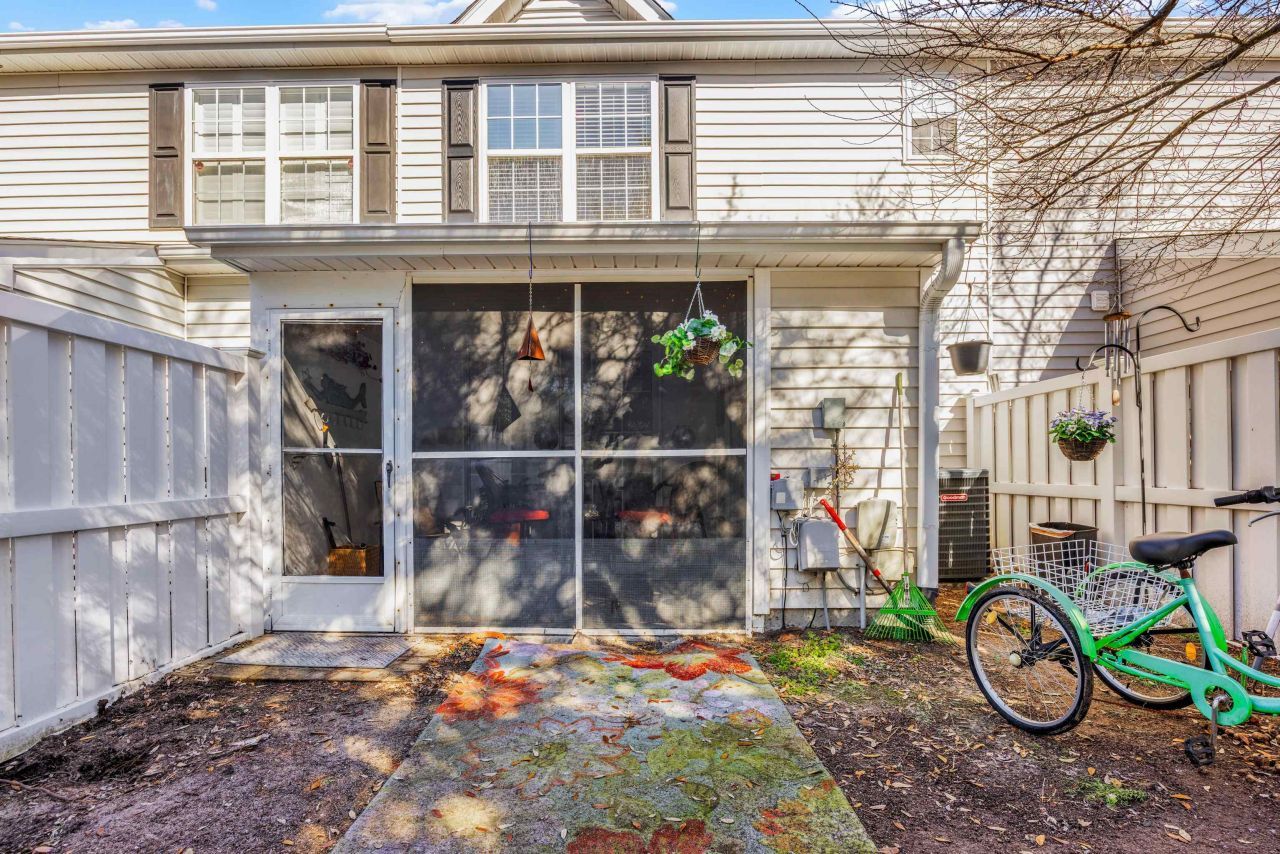 3557 Chestnut Dr.  Photo 21