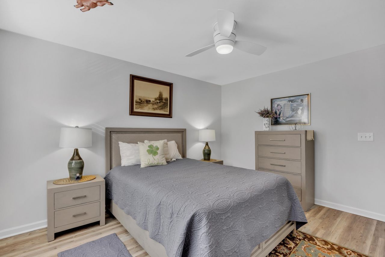 3557 Chestnut Dr.  Photo 24