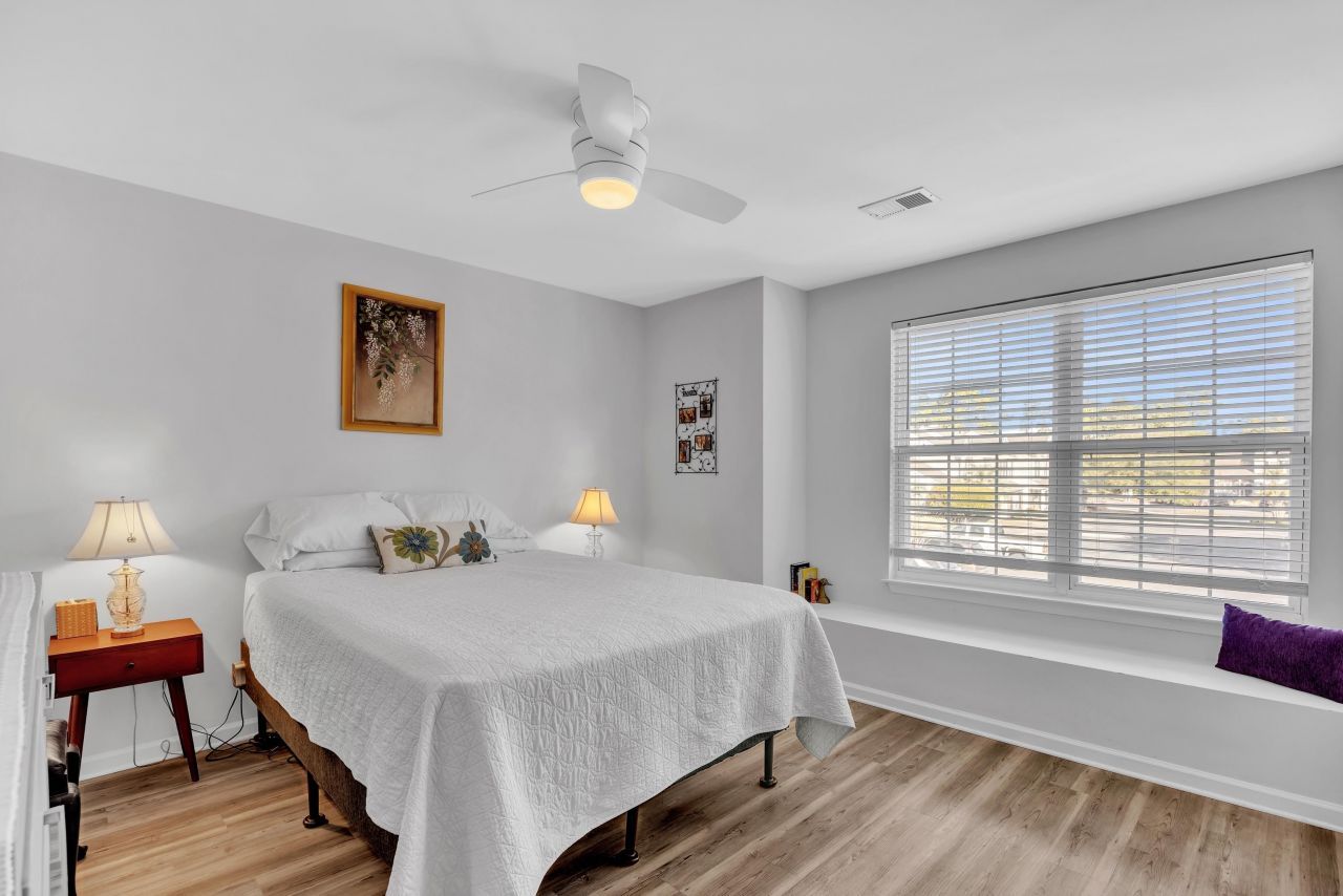 3557 Chestnut Dr.  Photo 26