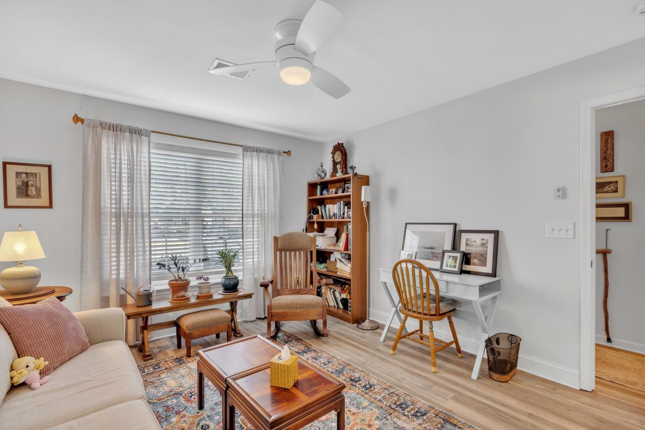 3557 Chestnut Dr.  Photo 32