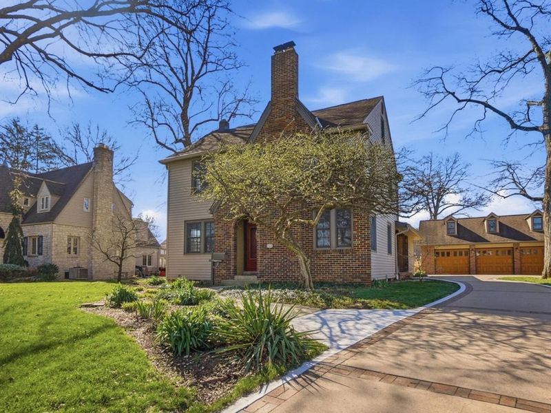 1627 Doone Road, Upper Arlington, OH 43221 Photo 2