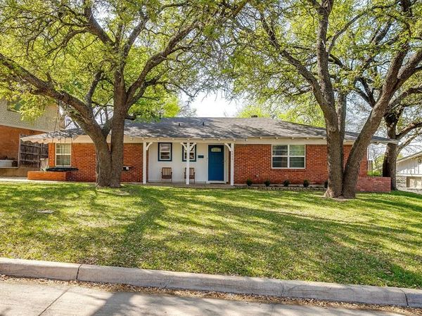 6829 Chickering Road, Fort Worth, TX 76116