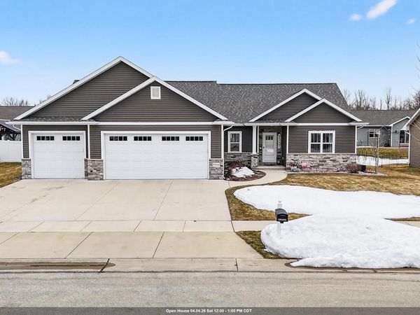 W6036 ZACH STREET, Menasha, WI 54952