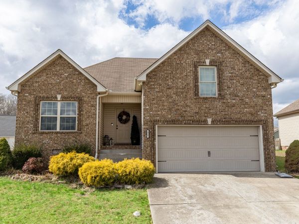 317 Brandywine Ln, Springfield, TN 37172