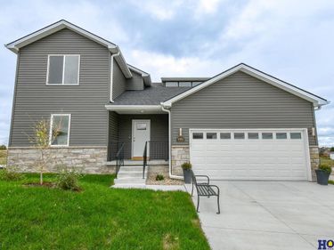 5866 S 94th Street , Lincoln, NE 68526