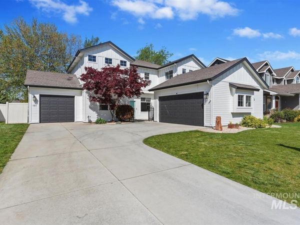 191 S Spring Lake Way, Star, ID 83669