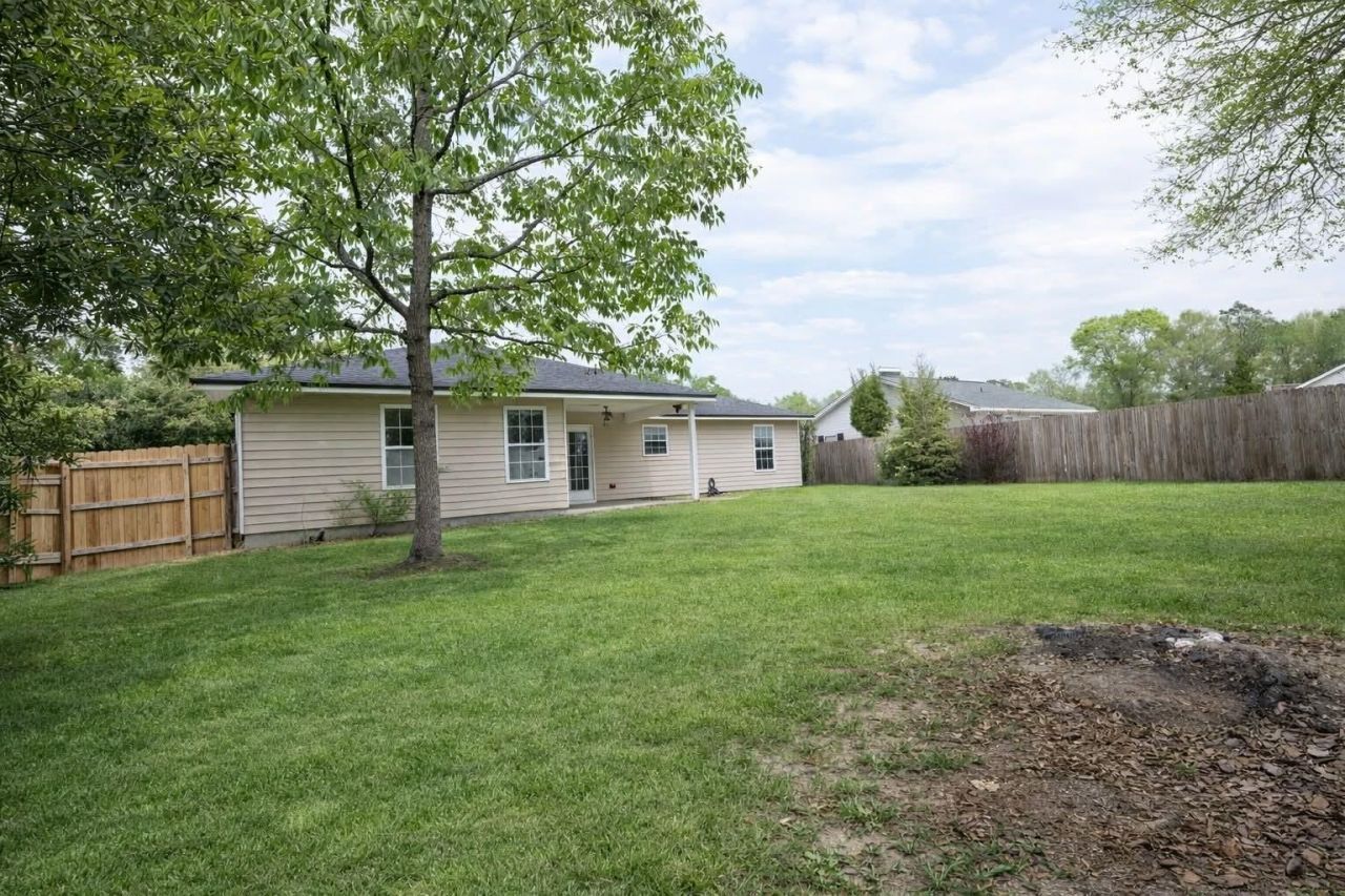 31 Stevens Drive , Midway, FL 32343 Photo