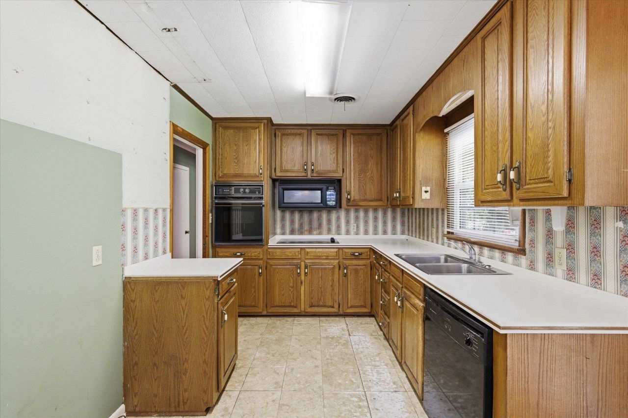 615 N Calhoun Street , Quincy, FL 32351 Photo