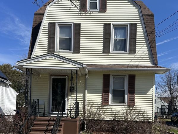 113 Huntington, New Haven, CT 06512