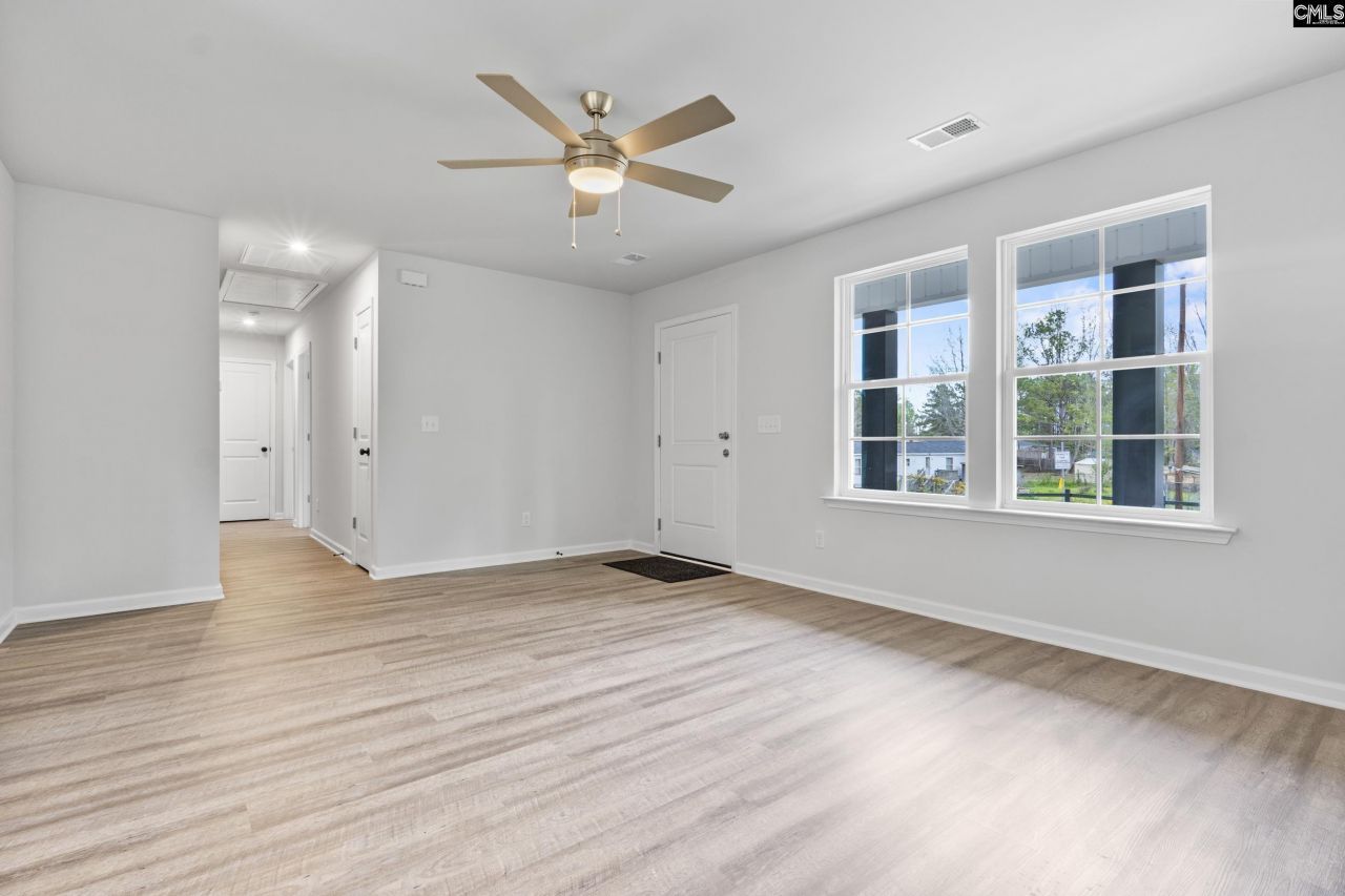 411 Crane Creek Drive Photo 10