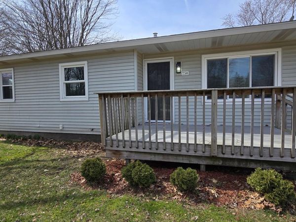 750 Coolidge Avenue, Holland, MI 49423