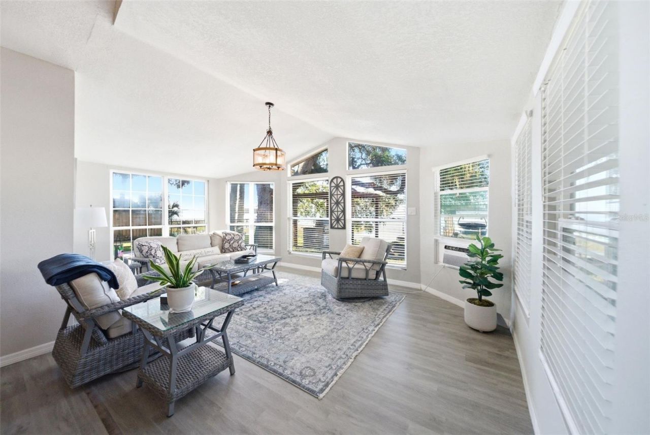 7250 Treasure Island Road , Leesburg, FL 34788 Photo