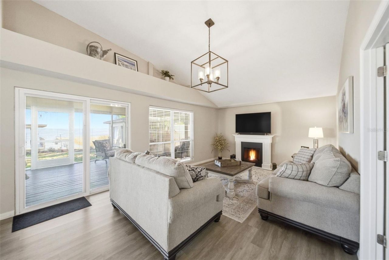 7250 Treasure Island Road , Leesburg, FL 34788 Photo