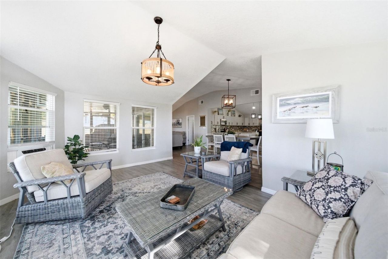 7250 Treasure Island Road , Leesburg, FL 34788 Photo