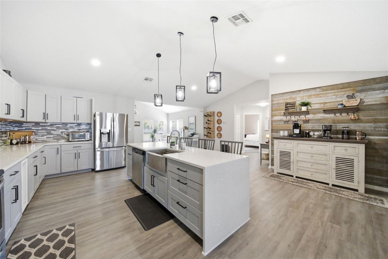 7250 Treasure Island Road , Leesburg, FL 34788 Photo