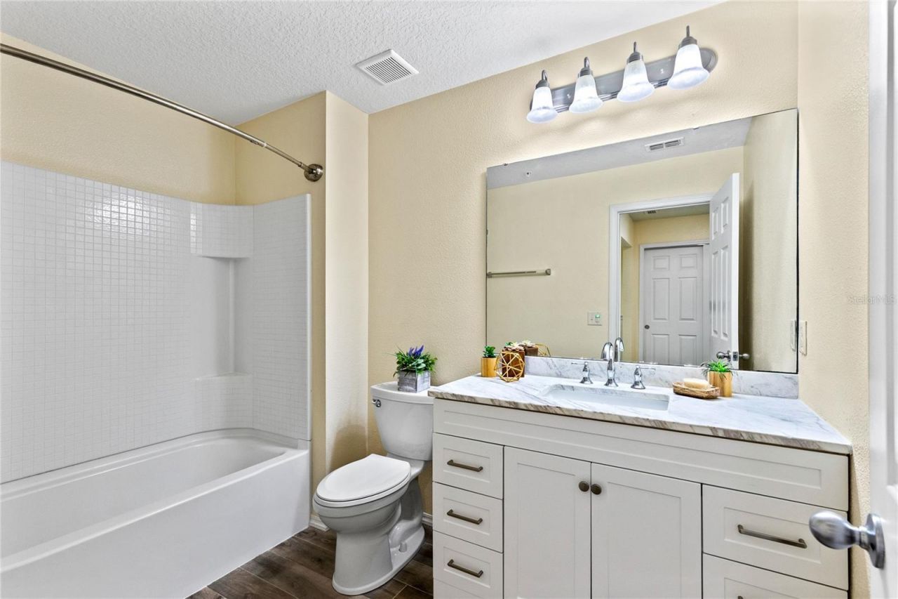 220 Maplebrook Drive , Altamonte Springs, FL 32714 Photo