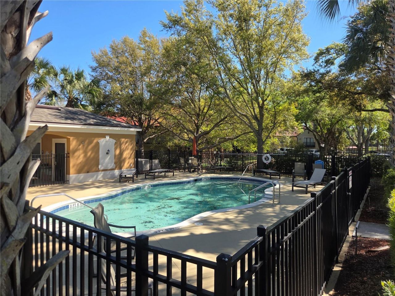 220 Maplebrook Drive , Altamonte Springs, FL 32714 Photo