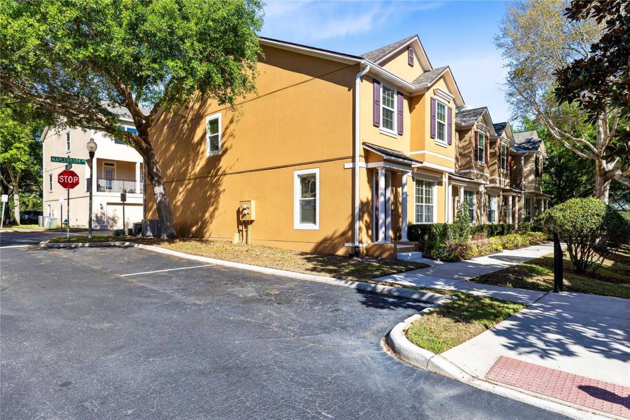 220 Maplebrook Drive , Altamonte Springs, FL 32714 Photo