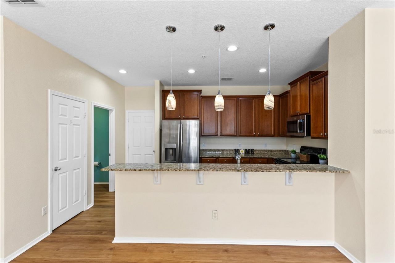 220 Maplebrook Drive , Altamonte Springs, FL 32714 Photo