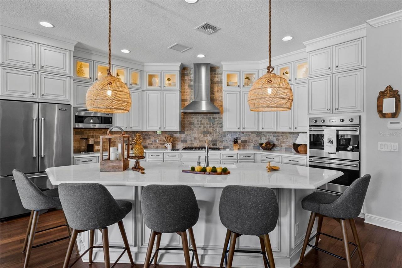 9235 Tillinghast Drive, Tampa, FL 33626 Photo