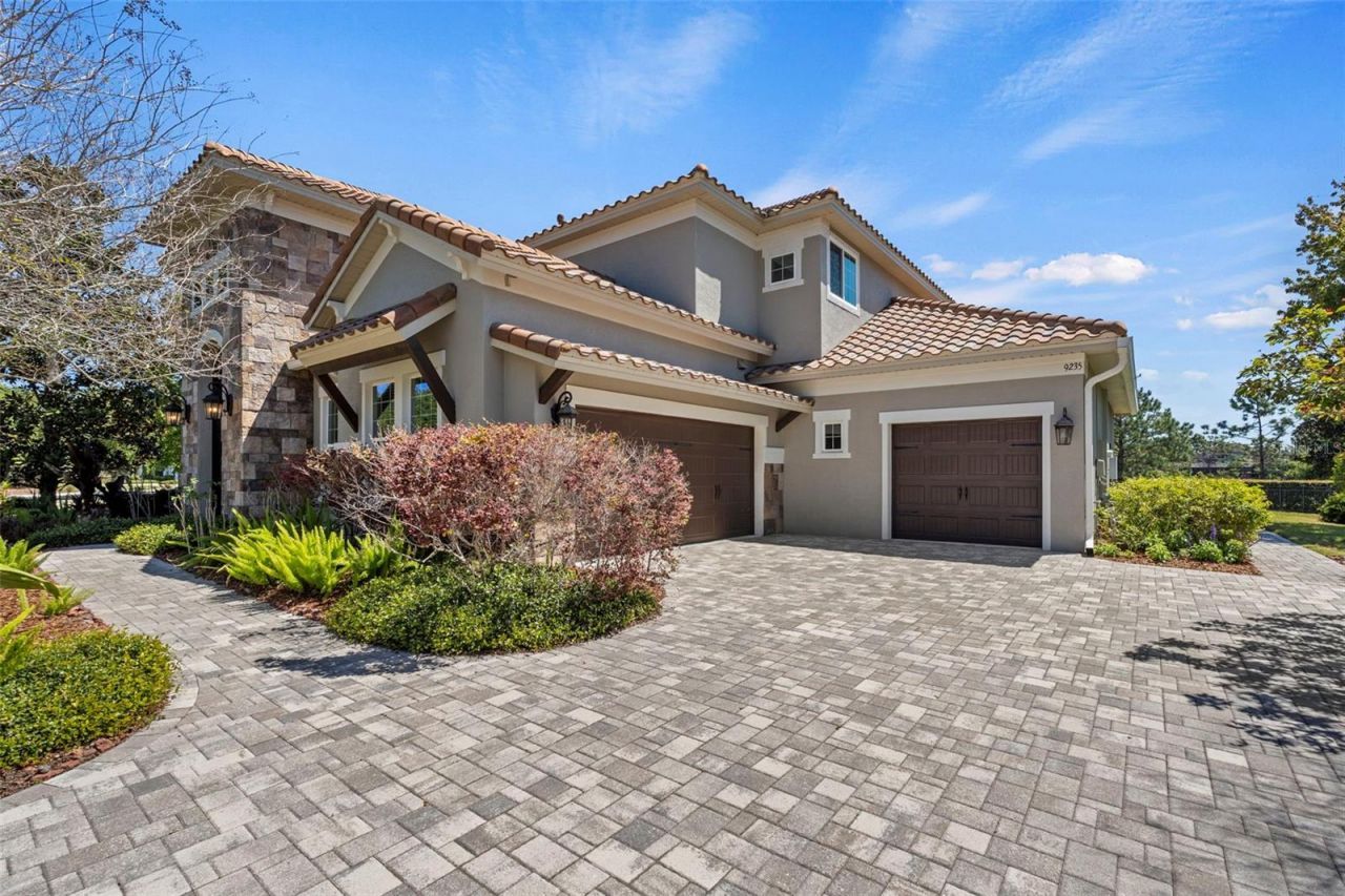 9235 Tillinghast Drive, Tampa, FL 33626 Photo