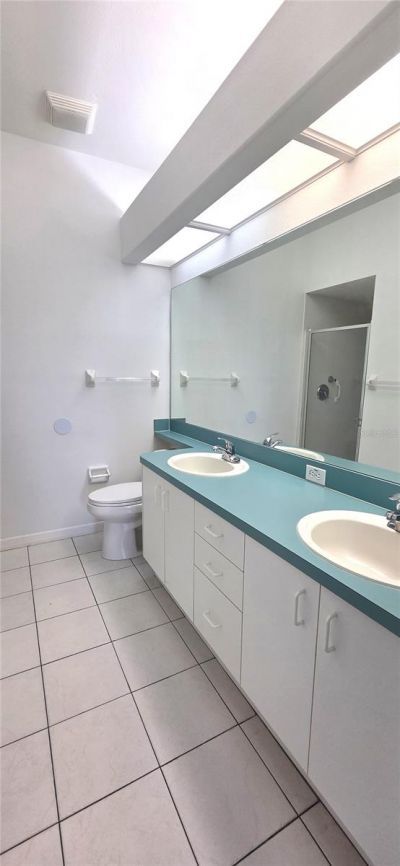 208 Hemingway Drive, Oldsmar, FL 34677 Photo