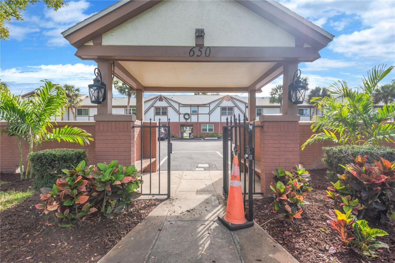 650 Pinellas Point Drive S, Unit 122, Saint Petersburg, FL 33705 Photo