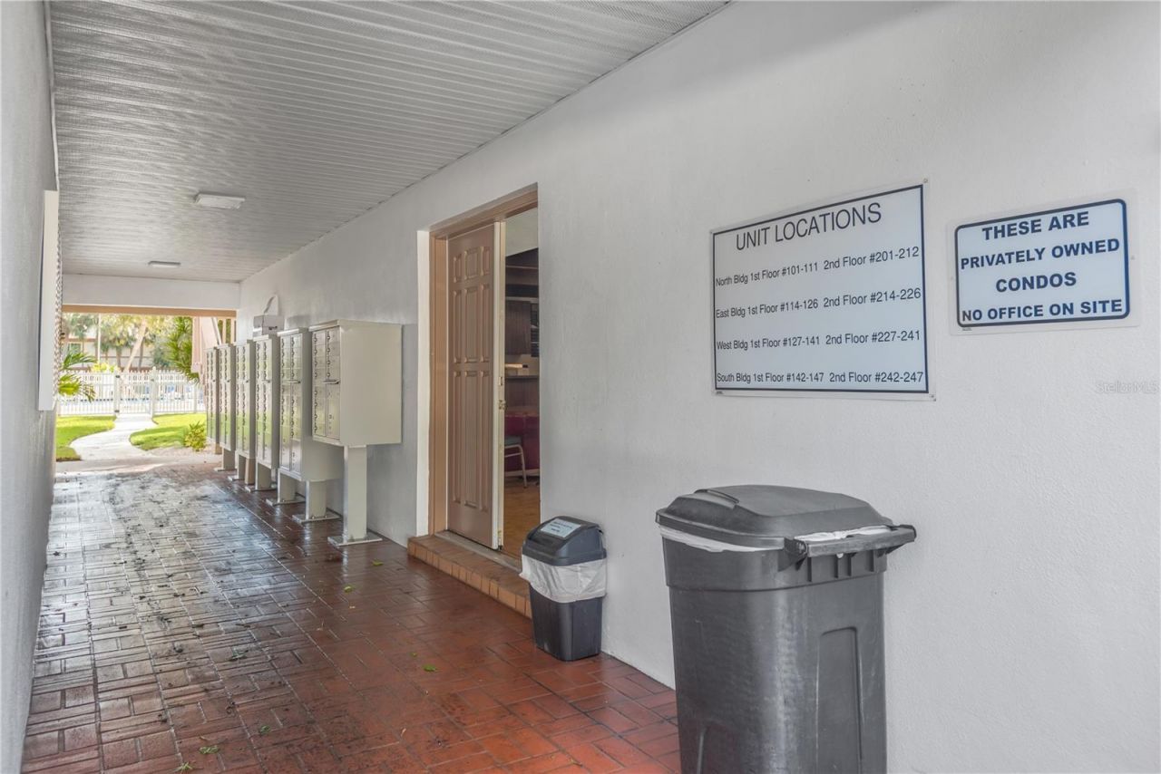 650 Pinellas Point Drive S, Unit 122, Saint Petersburg, FL 33705 Photo