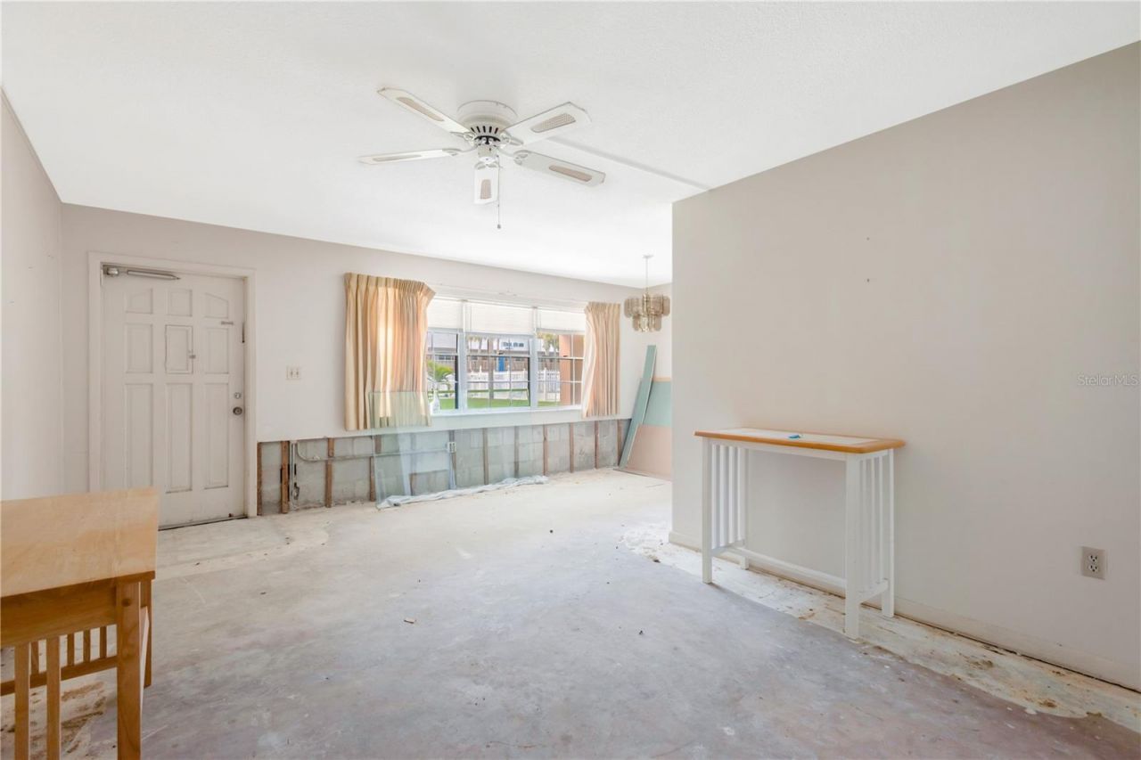 650 Pinellas Point Drive S, Unit 122, Saint Petersburg, FL 33705 Photo