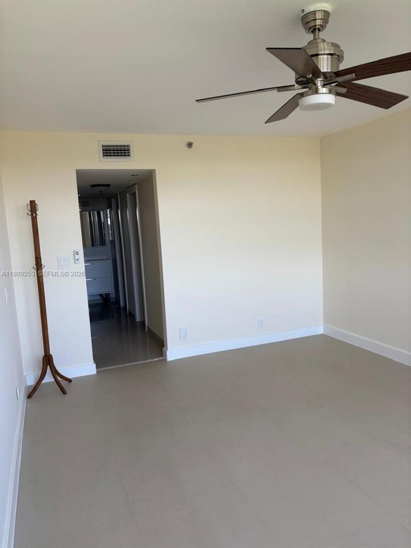 3520 Oaks Way , Unit 407, Pompano Beach, FL 33069 Photo