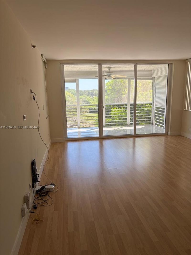 3520 Oaks Way , Unit 407, Pompano Beach, FL 33069 Photo