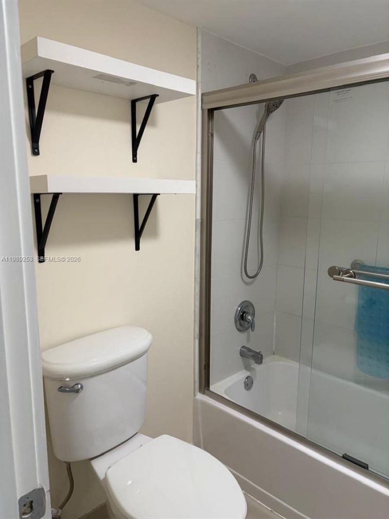 3520 Oaks Way , Unit 407, Pompano Beach, FL 33069 Photo