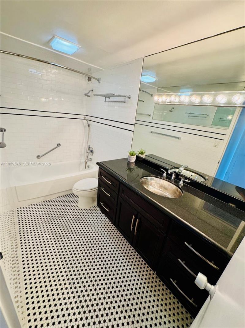 3301 NE 5th Ave , Unit 904, Miami, FL 33137 Photo