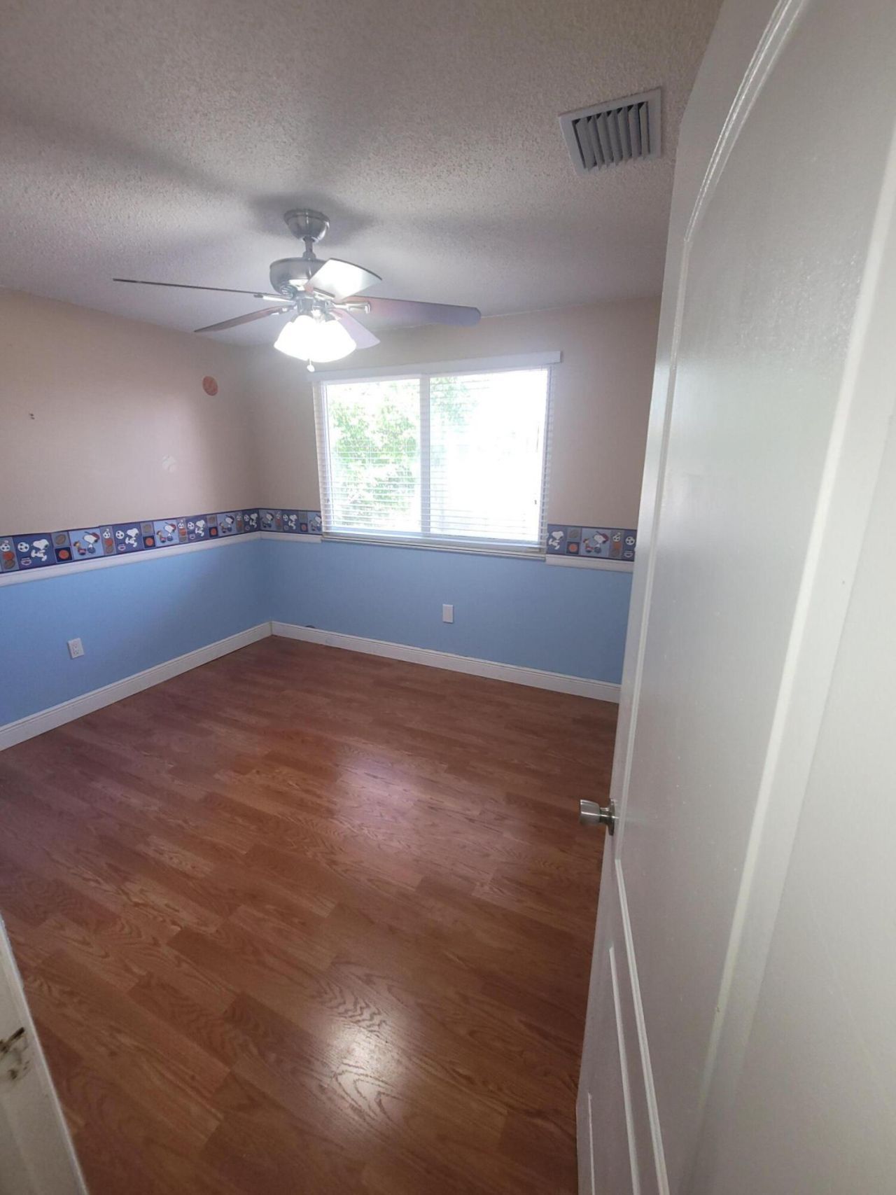 8448 NW 196th Terrace, Hialeah, FL 33015 Photo