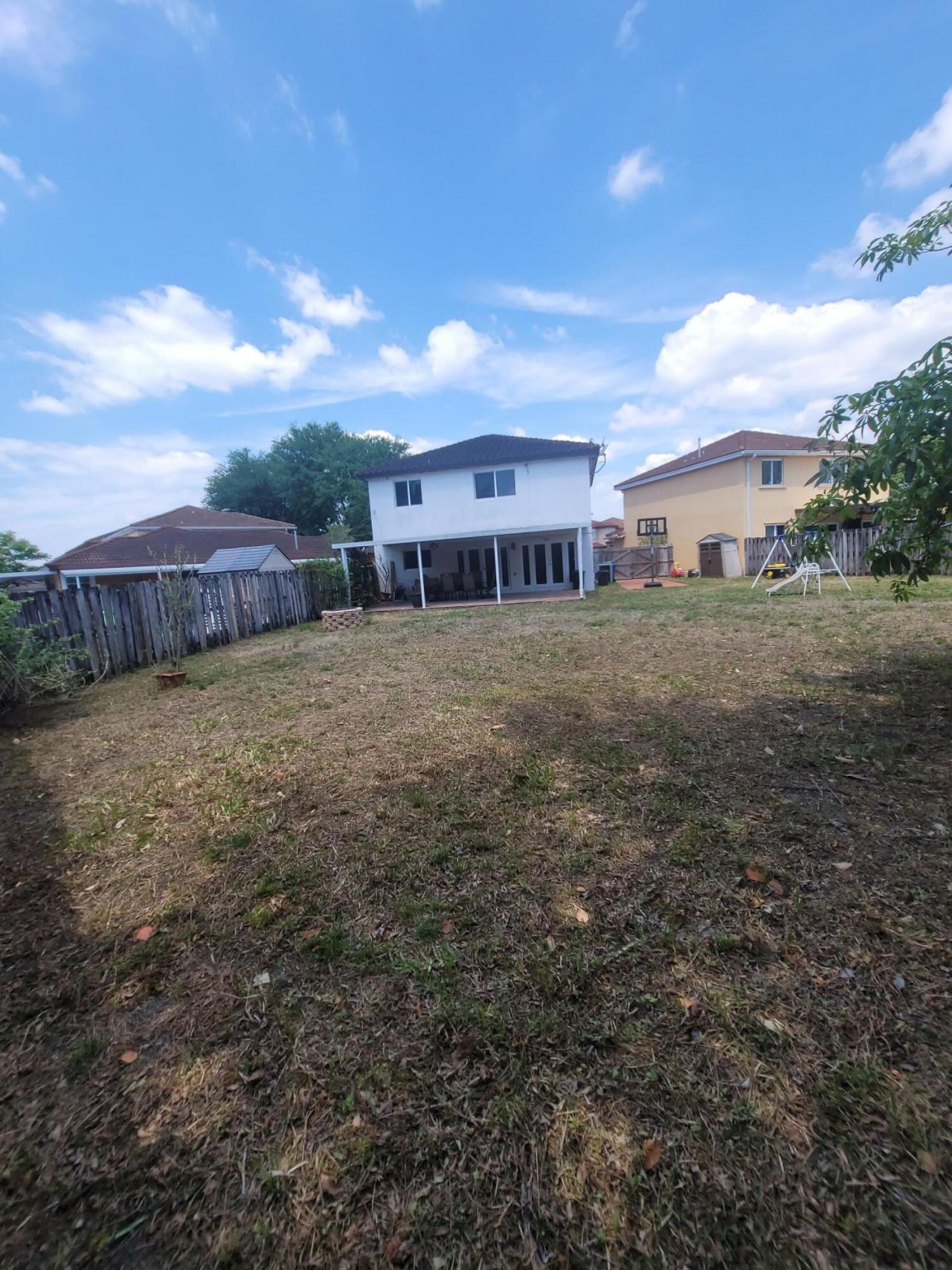 8448 NW 196th Terrace, Hialeah, FL 33015 Photo