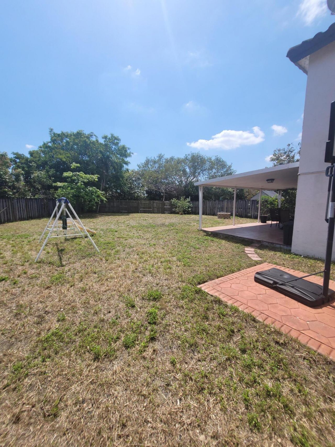 8448 NW 196th Terrace, Hialeah, FL 33015 Photo